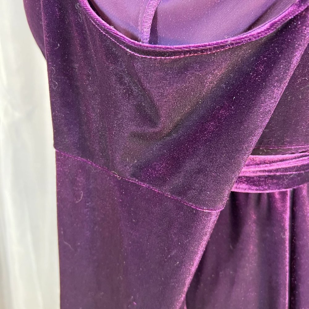 torrid Purple Velvet Cold-Shoulder Maxi Dress - Picture 6 of 12